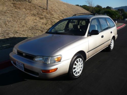 1995 toyota corolla wagon, rare five speed, clean title, smog, see pictures
