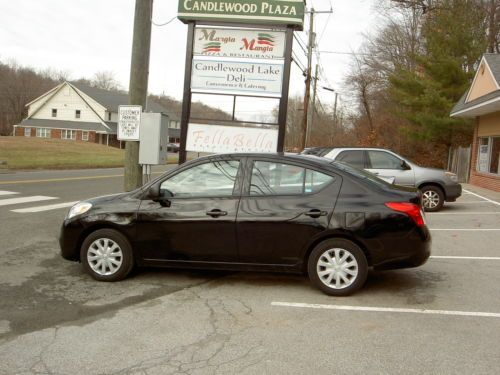 2013 nissan versa 1.6 s sedan 4-door 1.6l