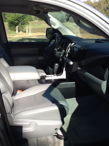 2011 Toyota Sequoia SR5 Sport Utility 4-Door 5.7L, US $27,000.00, image 6