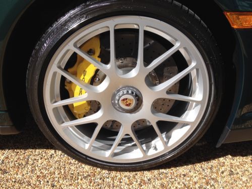 Turbo S Cabriolet - 1 Owner - Clean Carfax - Full Leather - Porsche Racing Green, image 17