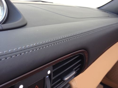 Turbo S Cabriolet - 1 Owner - Clean Carfax - Full Leather - Porsche Racing Green, image 41