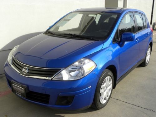 2011 nissan 1.8 s