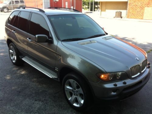 Bmw x5 4.4i nav cold wthr pkg sport pkg new tires 2004