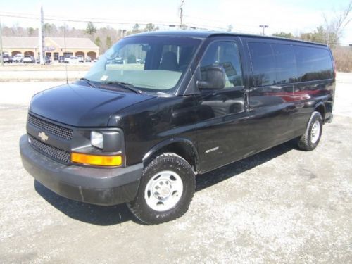 2005 chevrolet express 3500 15 passenger van black