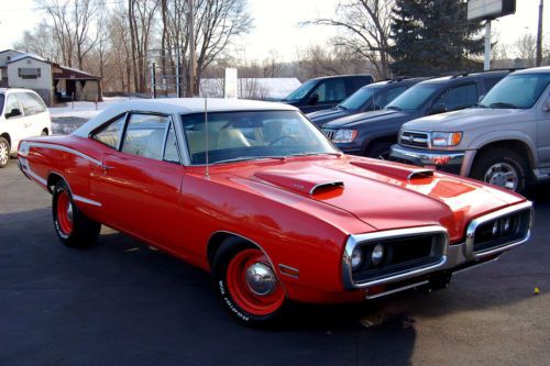 Super bee 440 sixpack pistol grip 4spd hemi orange bucket seats