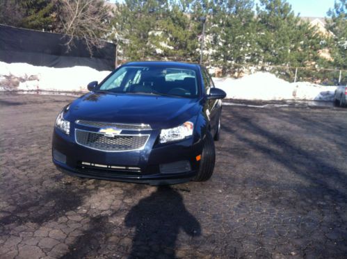 2014 chevrolet cruze lt sedan 4-door 1.4l turbo