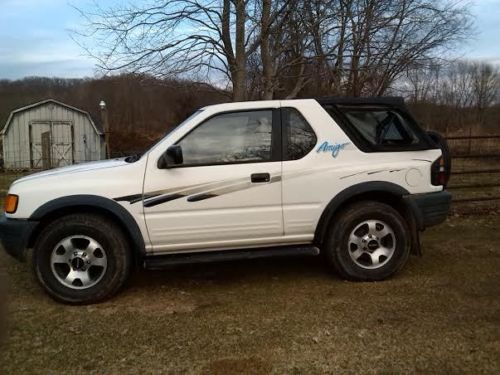 1998 isuzu amigo s sport utility 2-door 2.2l