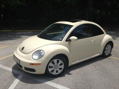 2008 volkswagen beetle 2.5 hatchback 2-door 2.5l