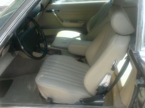 1988 Mercedes - benz 560SL  w/78k miles .. great condition, image 2