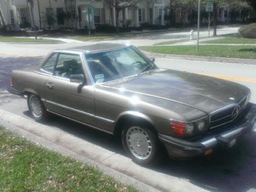 1988 Mercedes - benz 560SL  w/78k miles .. great condition, image 3