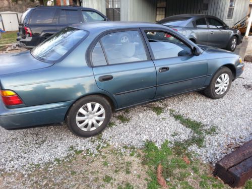 1995 toyota corolla dx-1.8 liter-automatic transmission-4 cylinder-no reserve