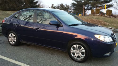 2010  HYUNDAI    ELANTRA, image 2