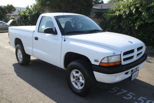 2000 dodge dakota reg cab 4wd automatic 8 cylinder no reserve