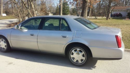 2004 cadillac deville base sedan 4-door 4.6l