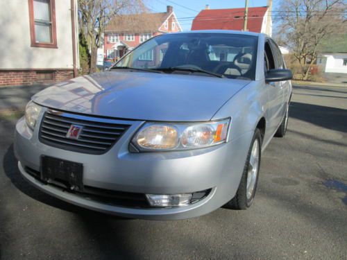 2006 saturn ion 3 sedan 4-door 2.2l wow !! clean car w 5 speed runs great $ave !
