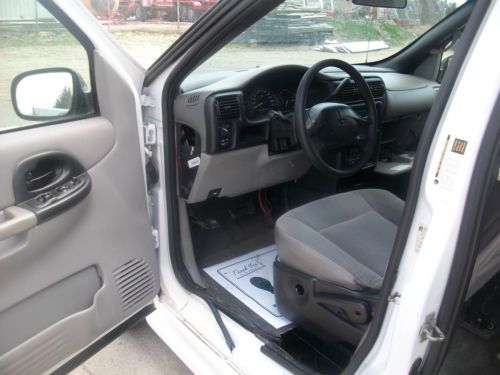 2005 Chevrolet Venture Wheelchair Van, image 7