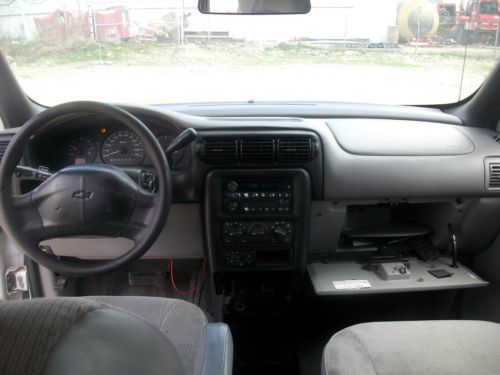 2005 Chevrolet Venture Wheelchair Van, image 11