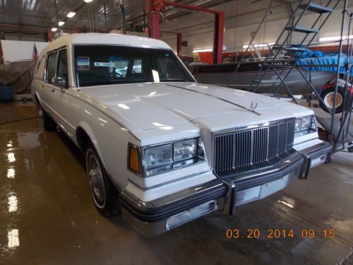 1990 buick lesabre hearse t1240073