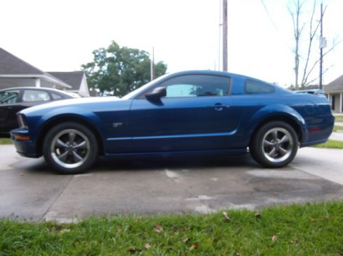 2006 ford mustang gt coupe 2-door 4.6l