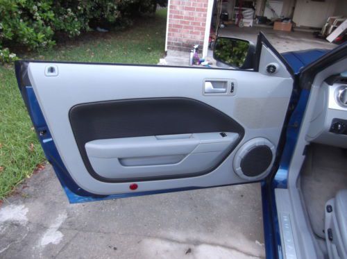 2006 Ford Mustang GT Coupe 2-Door 4.6L, US $18,200.00, image 12