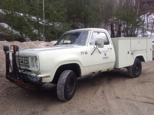 1977 dodge truck m880 nr power wagon ram 4x4 plow no reserve 318  low milage