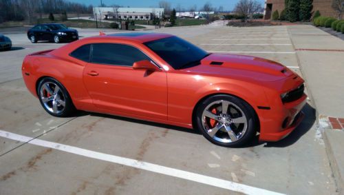 2010 chevrolet camaro ss coupe 2-door 6.2l