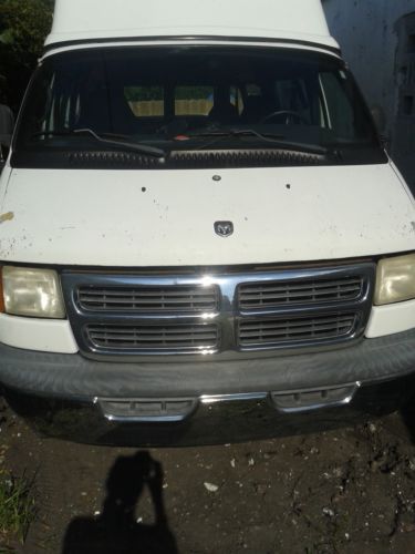 2001 dodge 3500 passenger van