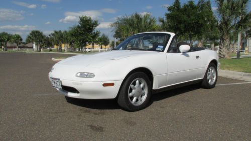 1991 mazda miata 15000 original miles near perfect condition  summer cruising