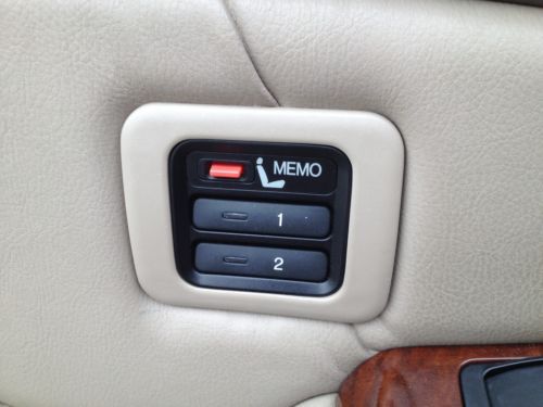 1998 Acura RL Premium Sedan 4-Door 3.5L, image 9