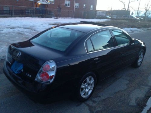 2005 Nissan Altima S Sedan 4-Door 2.5L, image 5
