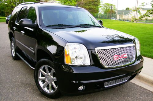 2011 gmc yukon denali, awd, 6.2l v8, nav,sunroof, leather, rebuilt, warranty