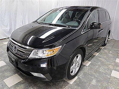 2011 honda odyssey touring 34k wrnty  navigation camera dvd parking sensors.