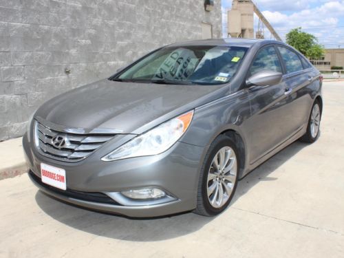 2.0l i4 turbo sunroof navigation sport seats keyless go alloy rims mp3 cruise cd
