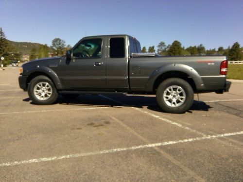 extended cab, 4wd, fully loaded, still under warranty, Only 43k miles, US $19,800.00, image 2