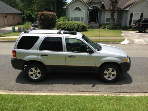 Sell used 2007 Ford Escape XLT, silver, sunroof, 2nd owner, $8,450 obo ...
