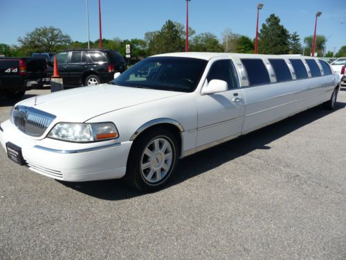 2003 lincoln town car executive limousine 5-door *180 stretch* save thousands*