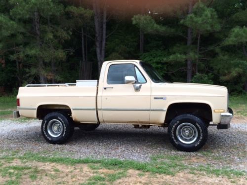 1985 gmc sierra 4x4 truck pickup like chevy