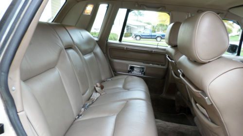 1989 Lincoln Town Car Signature SE Sedan 4-Door 5.0L, US $3,800.00, image 8