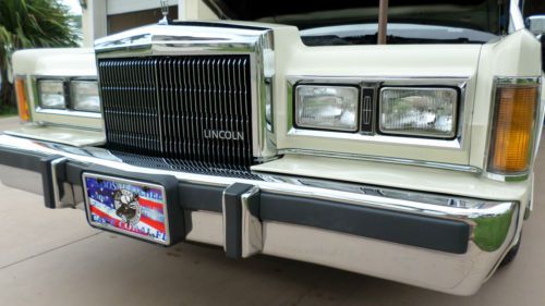 1989 Lincoln Town Car Signature SE Sedan 4-Door 5.0L, US $3,800.00, image 16