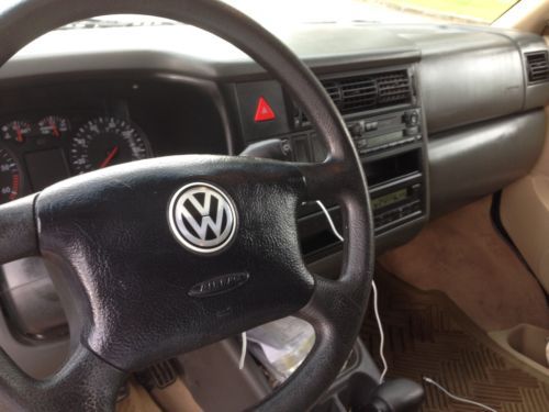 2000 Volkswagen EuroVan GLS Standard Passenger Van 3-Door 2.8L, image 8