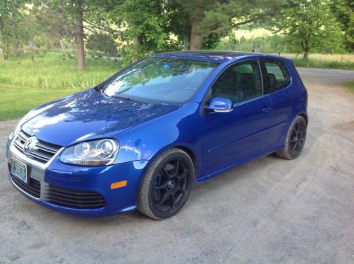 2008 volkswagen r32 base hatchback 2-door 3.2l