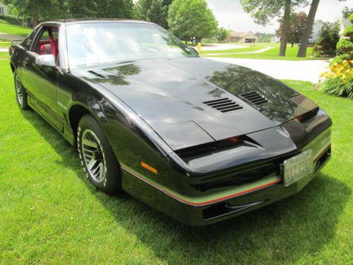 1985 black trans am  21,000 original miles excellent condition