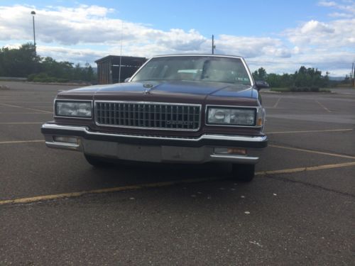 1990 chevrolet caprice classic ls brougham sedan 4-door 5.0l