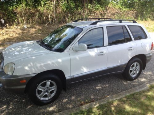 2003 hyundai santa fe suv with 126,000 miles. (( cold air )) automatic 4 cylind