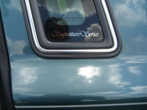 1996 Lincoln Town Car Signature Sedan 4-Door 4.6L, US $2,000.00, image 11