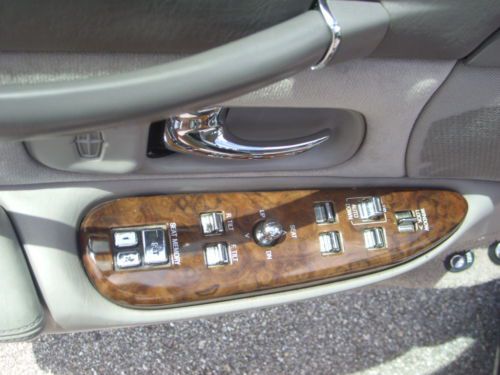 1996 Lincoln Town Car Signature Sedan 4-Door 4.6L, US $2,000.00, image 20