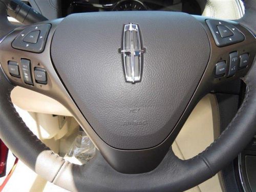 2014 lincoln mkx base