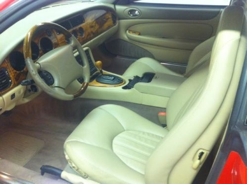 1999 Jaguar, image 2