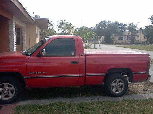 1997 dodge ram 1500 laramie standard cab pickup 2-door 5.2l