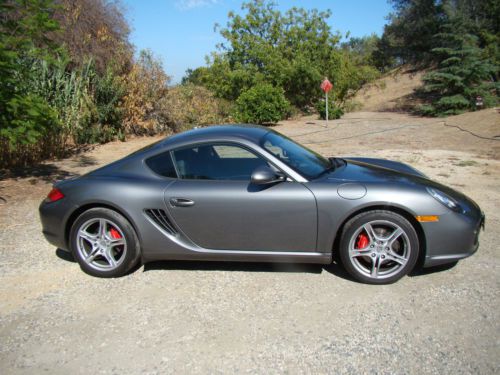 2010 porsche cayman s coupe 2-door 3.4l